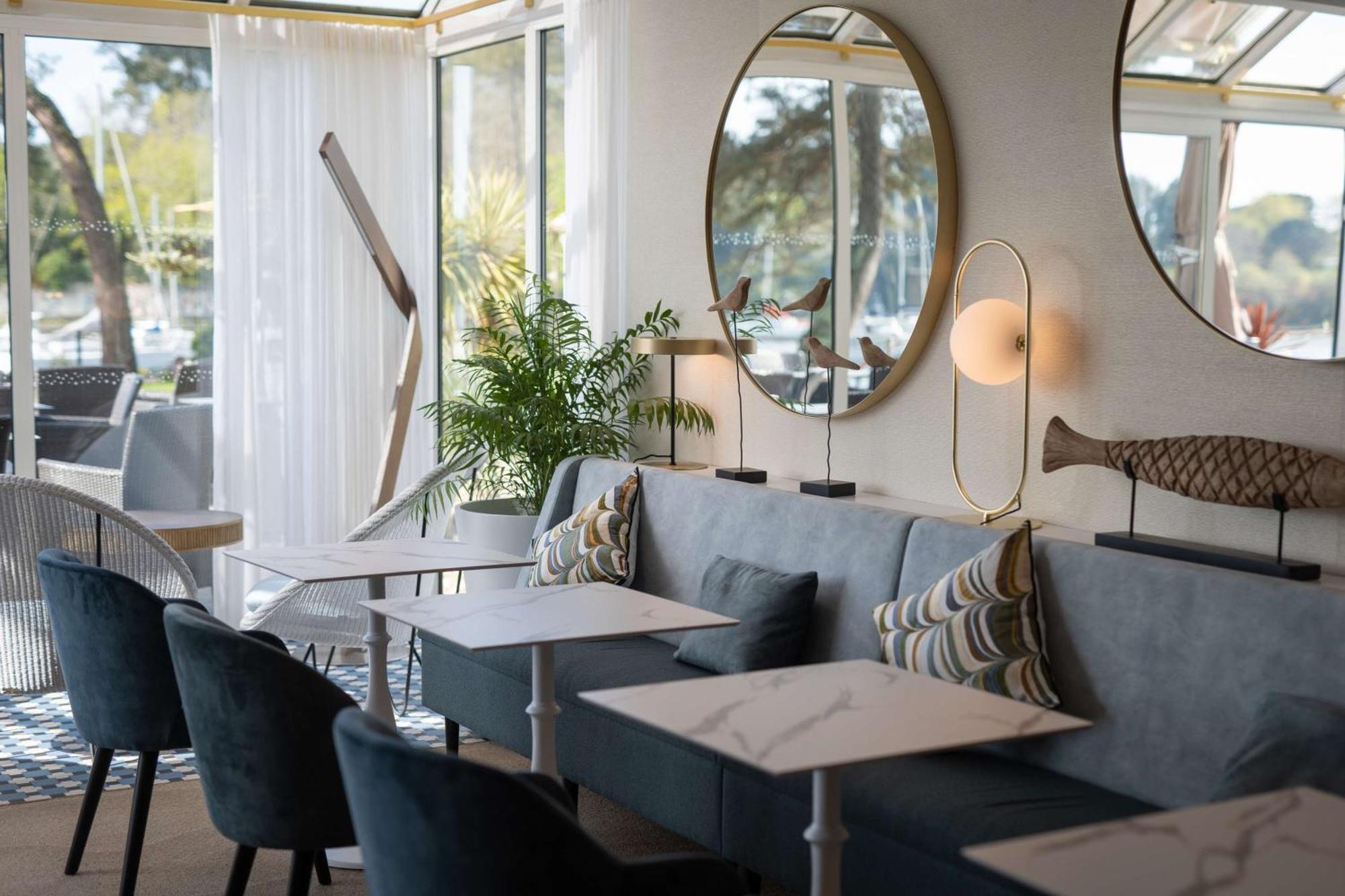 Western Le Roof Bord De Hotel
